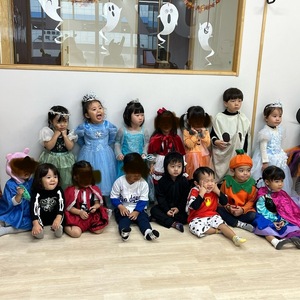 ハロウィンパレード　Preschoolクラス